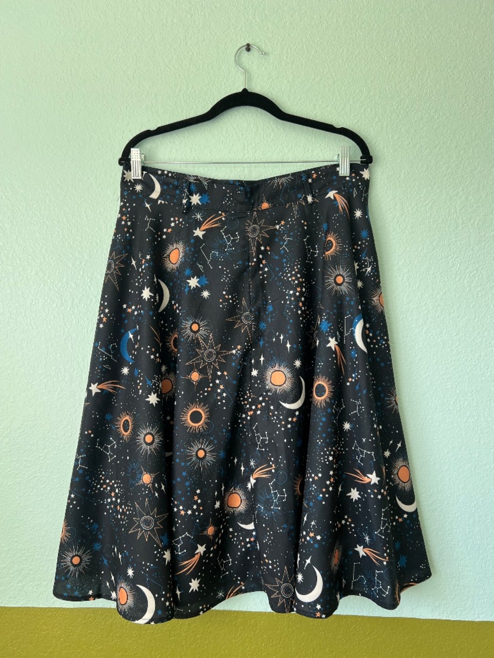 Constellation swing skirt